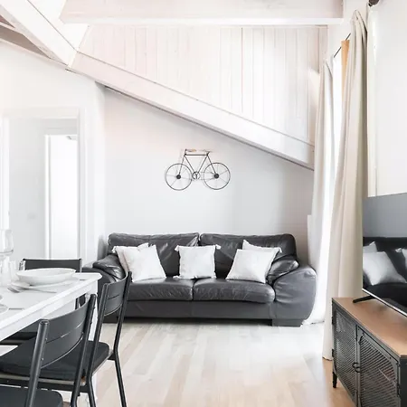 Easylife - Gioiello Con Ampio Balcone Panoramico In Porta Ticinese Appartement Milaan
